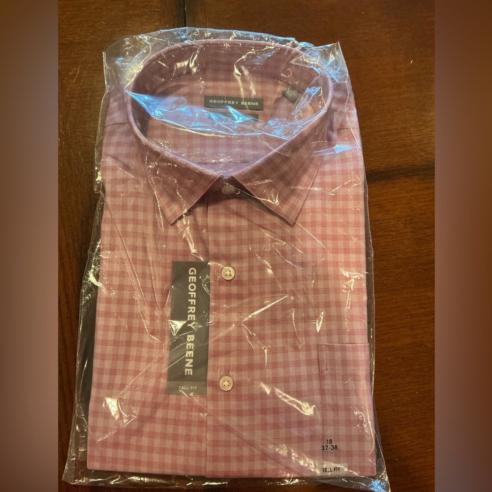 Geoffrey Beene Men’s Tall Fit Wrinkle Free Size 18 / 37-38 - NWT!